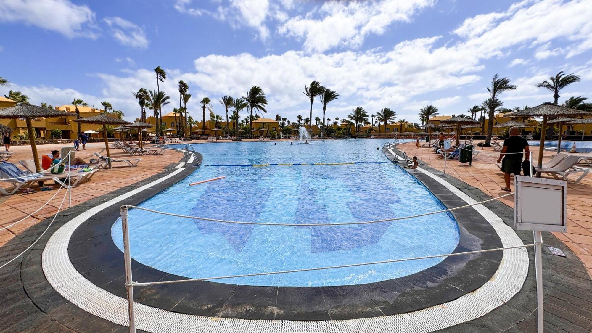 コラレホ Golden Dream, Swimming Pool And Parkingヴィラ エクステリア 写真